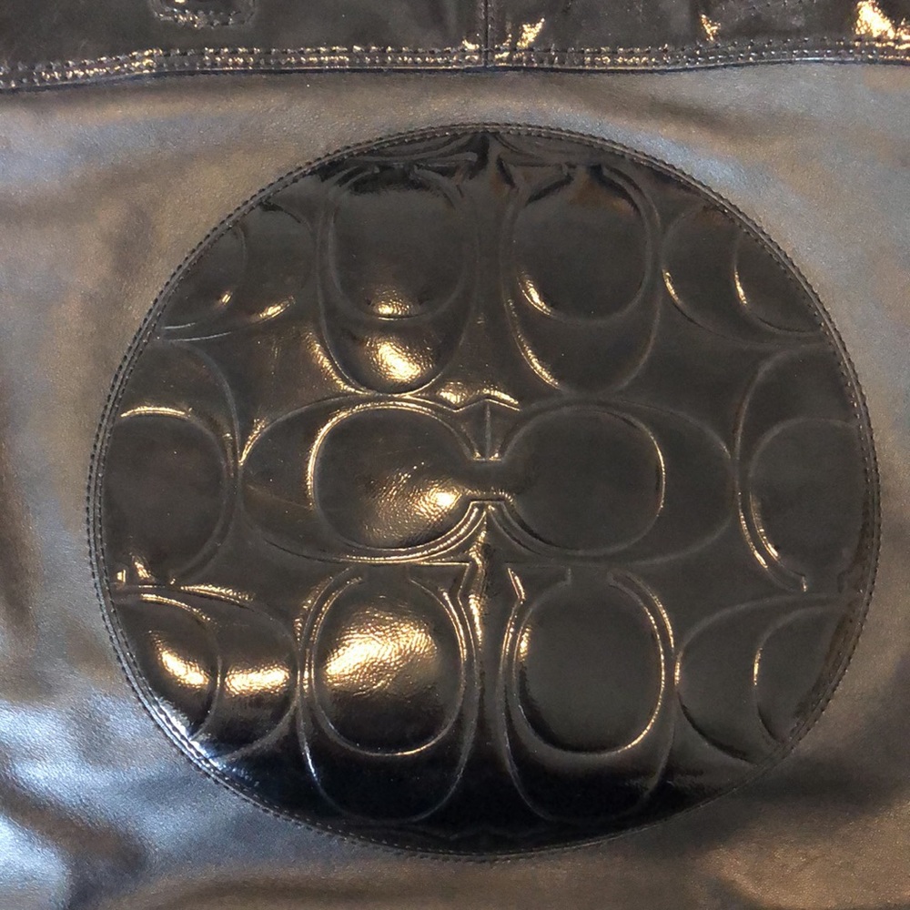 Coach Leather Purse - Picture 2 of 10